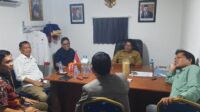 foto-sekwan-di-ruangannya