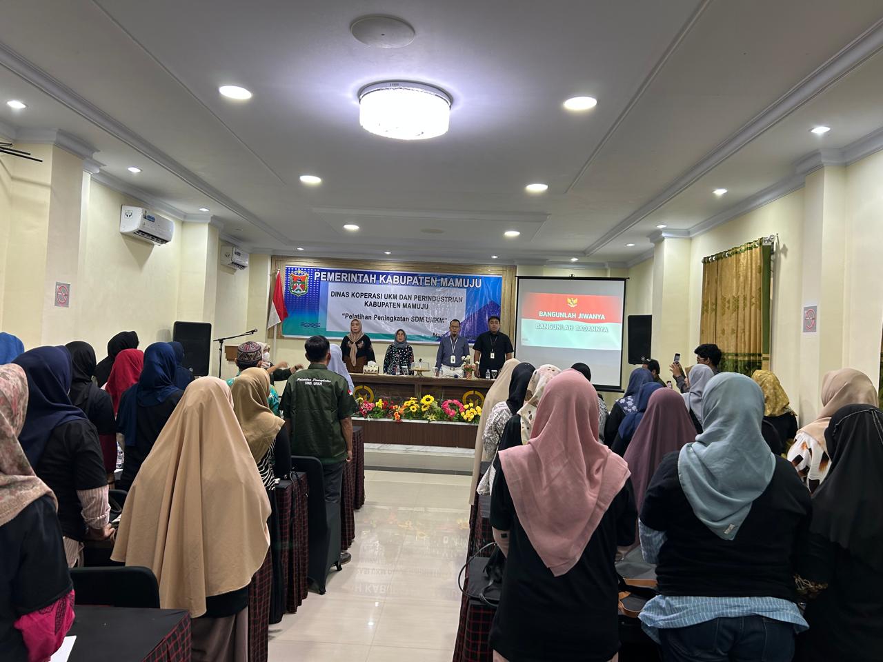 Pemkab Mamuju Ubah Arah Pembinaan UMKM, Fokus SDM hingga Branding -  Editorial9.com